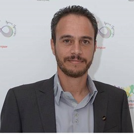 kostas kostas